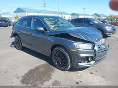 WA1ENAFY5K2081086 2019 AUDI Q5