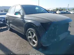 WA1ENAFY5L2075709 2020 AUDI Q5