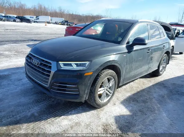 WA1ENAFY7J2087275 2018 AUDI Q5 - Image 2