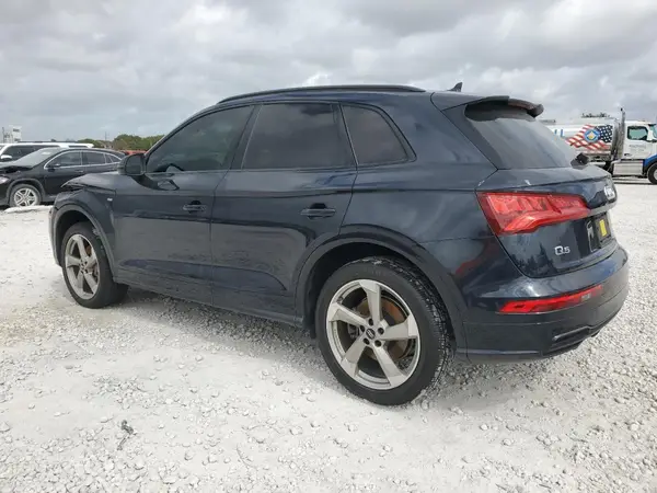 WA1ENAFY7L2105471 2020 AUDI Q5 - Image 2