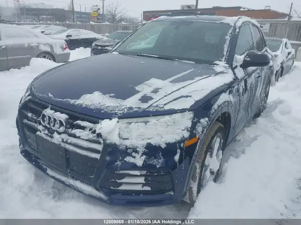 WA1ENAFY8K2109723 2019 AUDI Q5 - Image 2
