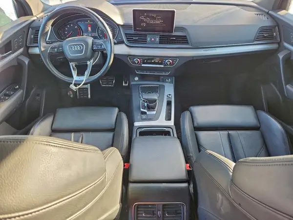 WA1ENAFYXK2020249 2019 AUDI Q5 - Image 8