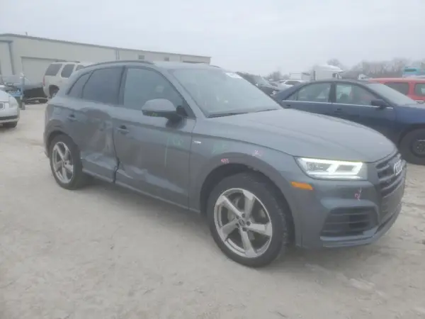2020 AUDI Q5 COPART lot 44081795 auction photo 4