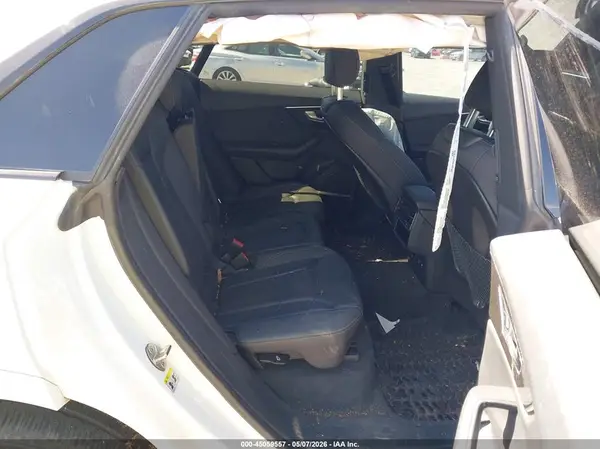 WA1EVAF10KD040422 2019 AUDI Q8 - Image 8