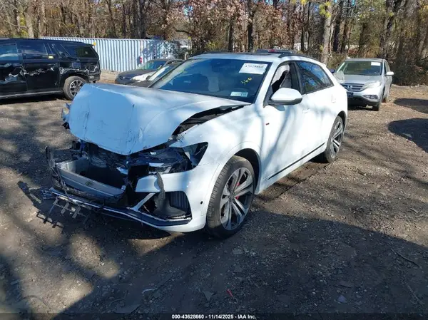 WA1EVAF10LD013884 2020 AUDI Q8 - Image 2