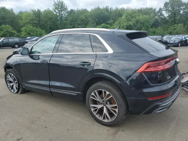 WA1EVAF10MD008914 2021 AUDI Q8 - Image 2