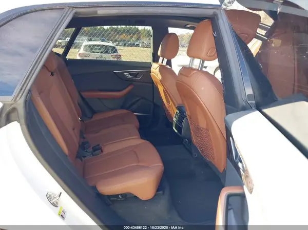 WA1EVAF10MD011571 2021 AUDI Q8 - Image 8