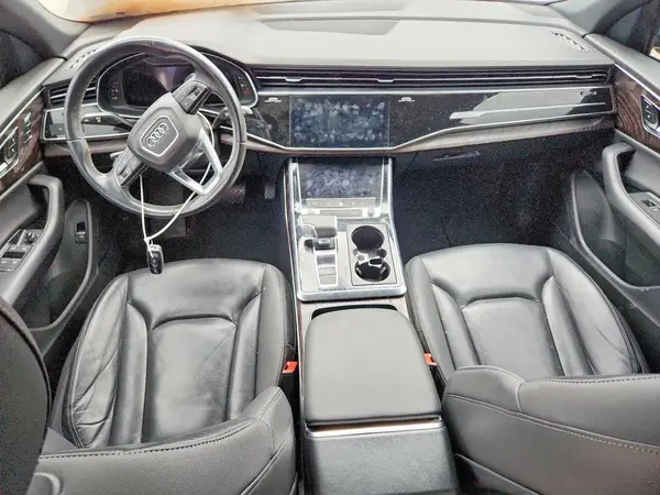 WA1EVAF10MD038057 2021 AUDI Q8 - Image 8