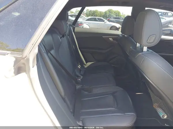 WA1EVAF11KD026593 2019 AUDI Q8 - Image 8