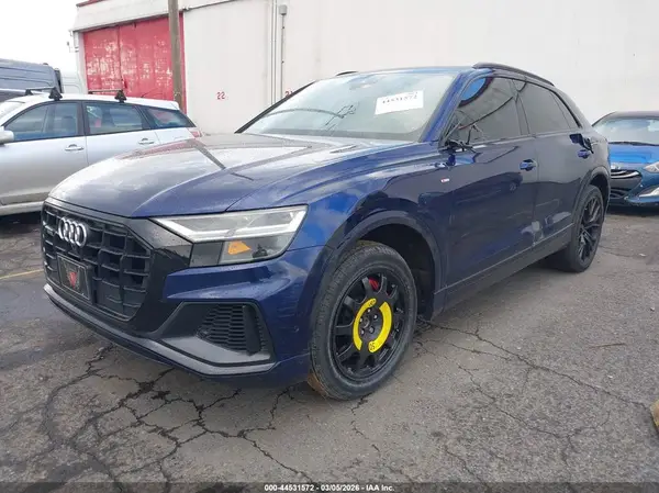 WA1EVAF11KD030532 2019 AUDI Q8 - Image 2
