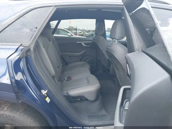 WA1EVAF11KD030532 2019 AUDI Q8 - Image 8