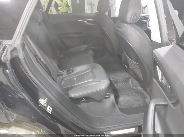 WA1EVAF11KD034757 2019 AUDI Q8 - Image 8