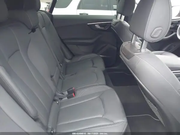 WA1EVAF11MD009912 2021 AUDI Q8 - Image 8