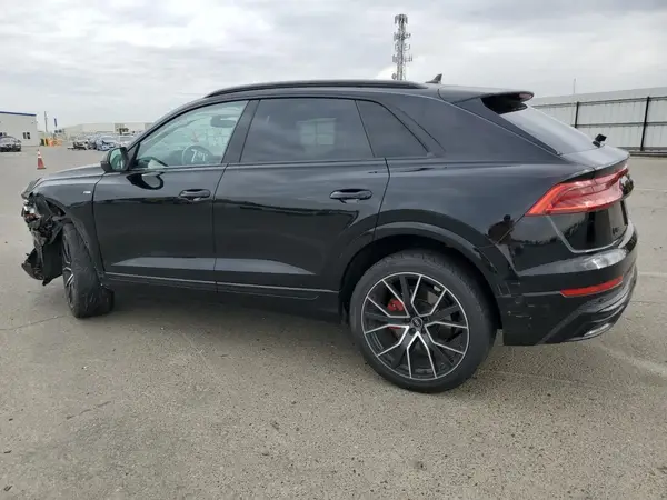 WA1EVAF11MD021123 2021 AUDI Q8 - Image 2