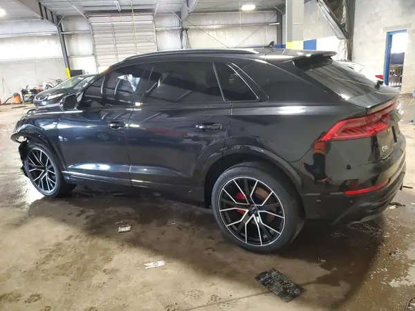 WA1EVAF12MD002421 2021 AUDI Q8 - Image 2