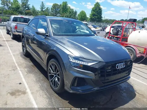 WA1EVAF12MD006405 2021 AUDI Q8 - Image 1