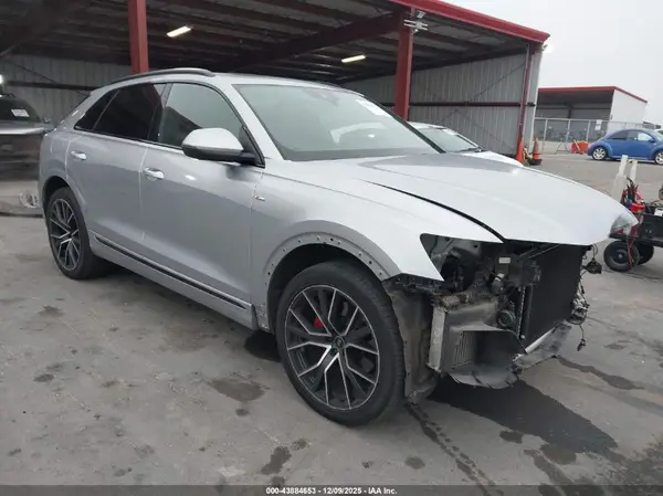 WA1EVAF12MD007909 2021 AUDI Q8 - Image 1