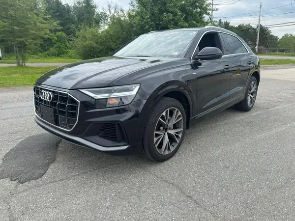 WA1EVAF12MD009515 2021 AUDI Q8 - Image 2