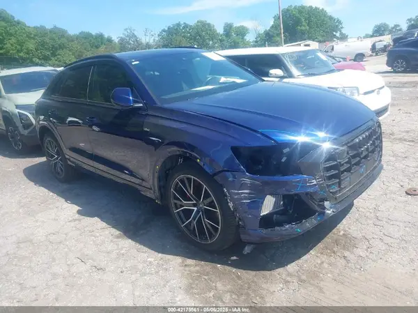 WA1EVAF12MD032292 2021 AUDI Q8 - Image 1