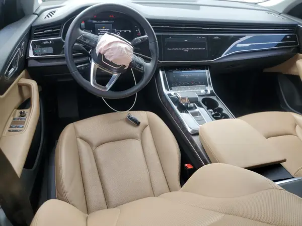 WA1EVAF12MD035743 2021 AUDI Q8 - Image 8