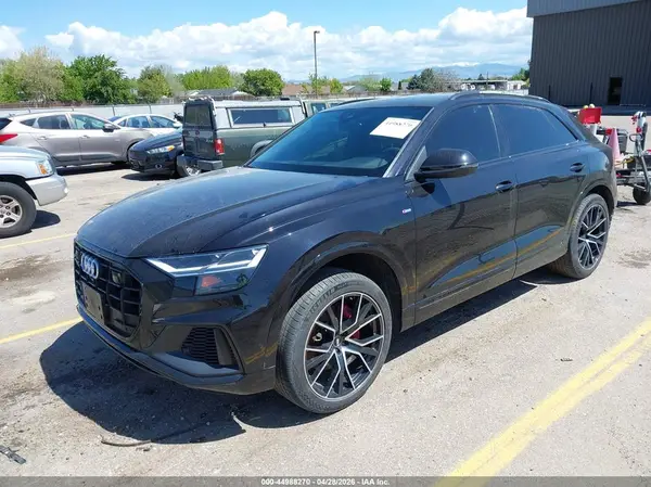 WA1EVAF13KD018382 2019 AUDI Q8 - Image 2