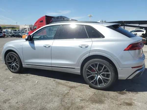 WA1EVAF13KD021055 2019 AUDI Q8 - Image 2