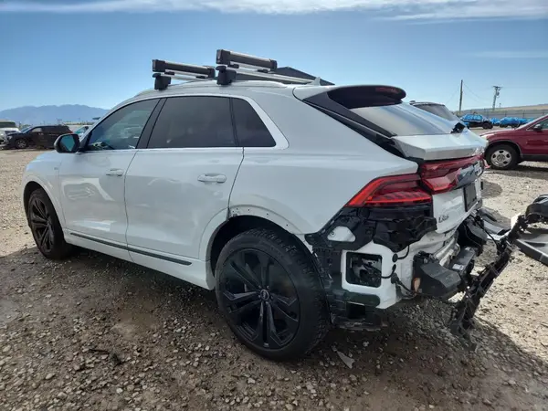 WA1EVAF13MD016361 2021 AUDI Q8 - Image 2