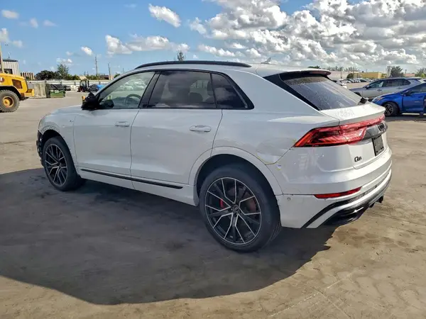 WA1EVAF13MD042409 2021 AUDI Q8 - Image 2