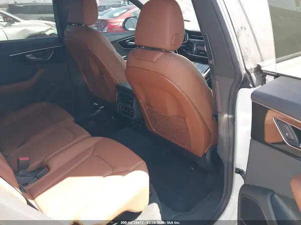 WA1EVAF14KD039015 2019 AUDI Q8 - Image 8
