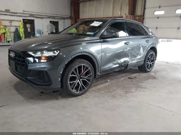 WA1EVAF14LD015881 2020 AUDI Q8 - Image 2