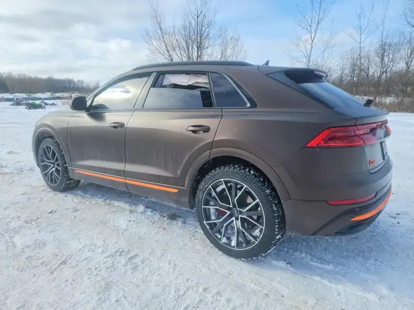WA1EVAF14MD009581 2021 AUDI Q8 - Image 2
