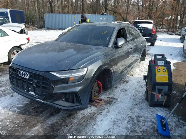 WA1EVAF15KD016178 2019 AUDI Q8 - Image 2