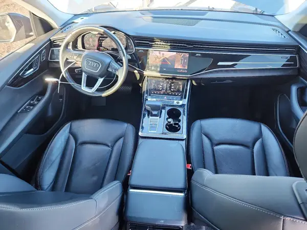 WA1EVAF15KD021090 2019 AUDI Q8 - Image 8