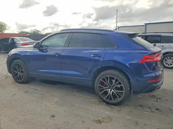 WA1EVAF15KD027259 2019 AUDI Q8 - Image 2