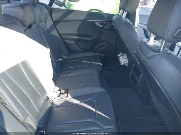 WA1EVAF15KD034728 2019 AUDI Q8 - Image 8