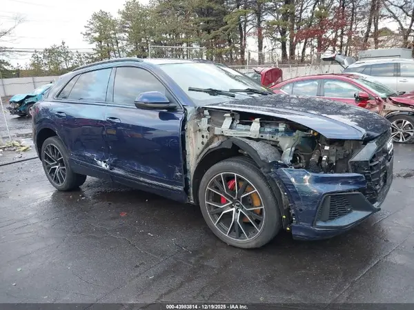 2020 AUDI Q8 auction photo 6