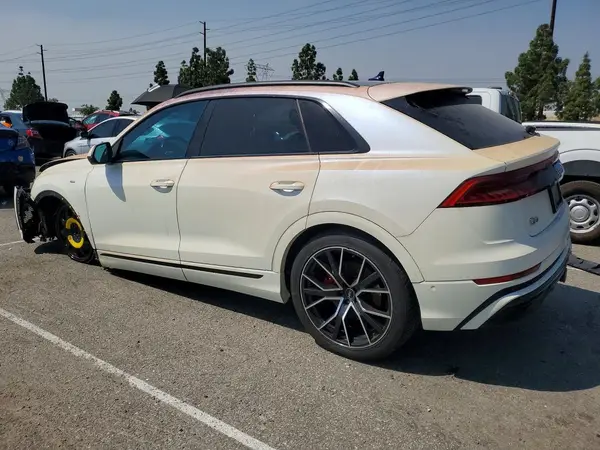 WA1EVAF15MD001148 2021 AUDI Q8 - Image 2