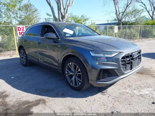 WA1EVAF15MD035056 2021 AUDI Q8 - Image 1