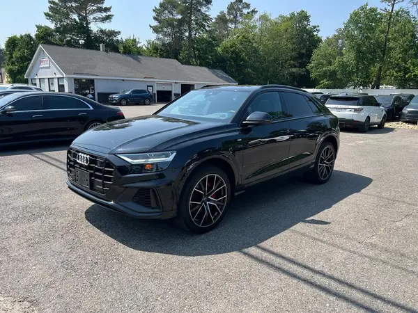 WA1EVAF16KD031952 2019 AUDI Q8 - Image 2