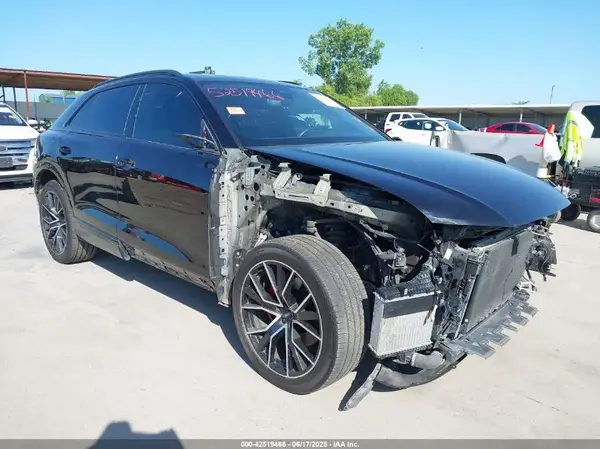 WA1EVAF16KD036178 2019 AUDI Q8 - Image 1