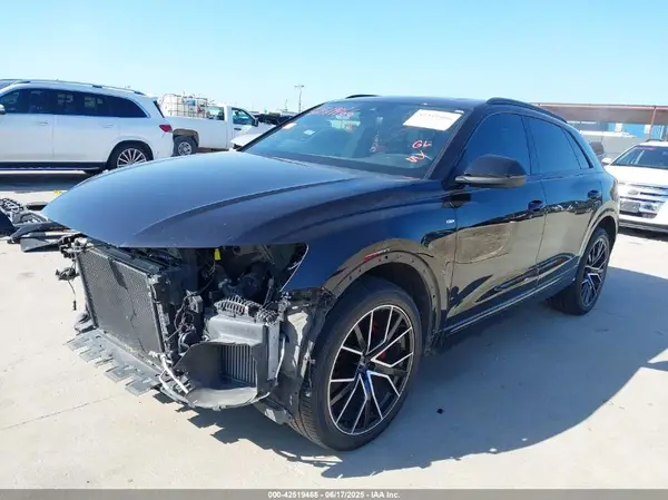 WA1EVAF16KD036178 2019 AUDI Q8 - Image 2