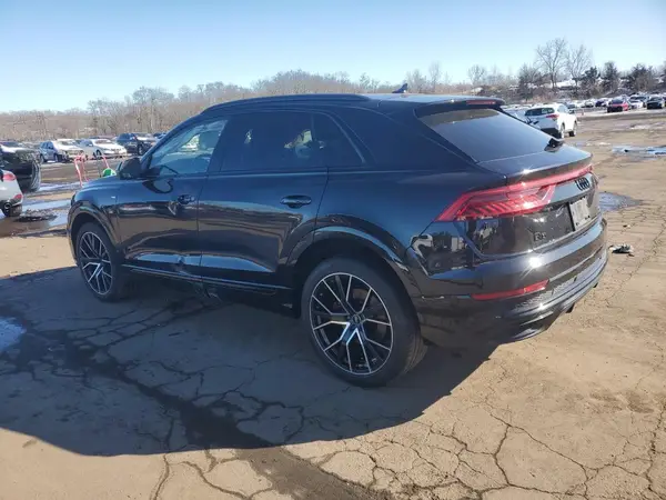 WA1EVAF16MD036099 2021 AUDI Q8 - Image 2