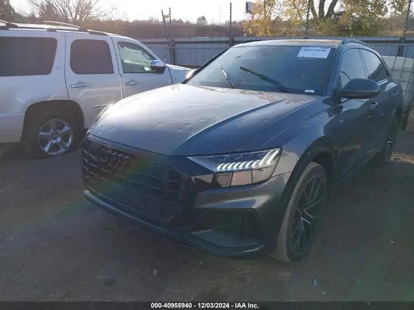 WA1EVAF16MD041173 2021 AUDI Q8 - Image 2