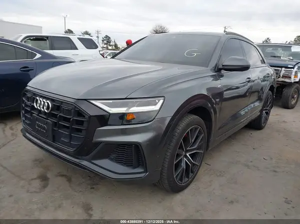 WA1EVAF17KD007563 2019 AUDI Q8 - Image 2