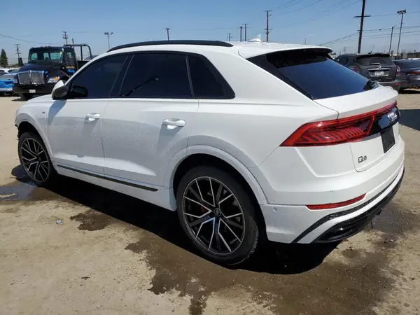 WA1EVAF17KD026744 2019 AUDI Q8 - Image 2