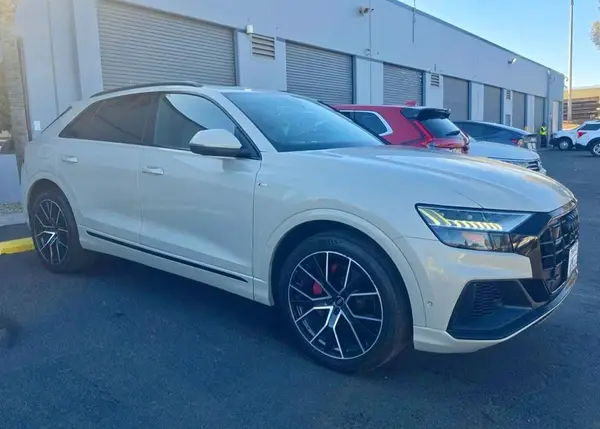WA1EVAF17MD018808 2021 AUDI Q8 - Image 1