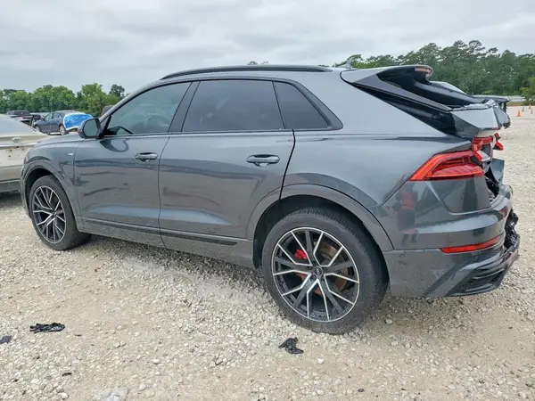 WA1EVAF18KD027126 2019 AUDI Q8 - Image 2