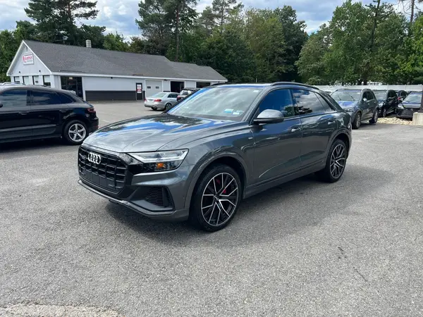 WA1EVAF18KD033332 2019 AUDI Q8 - Image 2