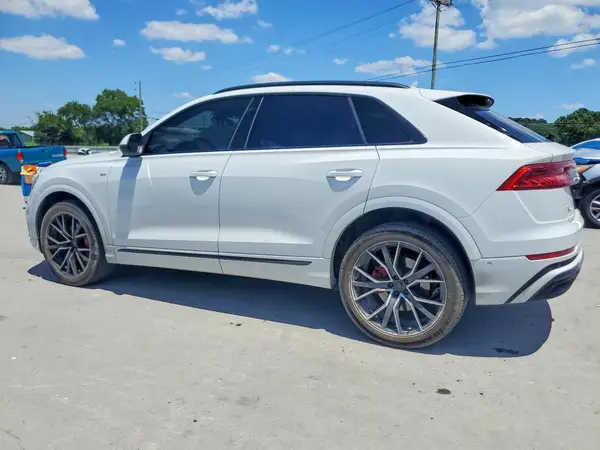 WA1EVAF18LD007590 2020 AUDI Q8 - Image 2