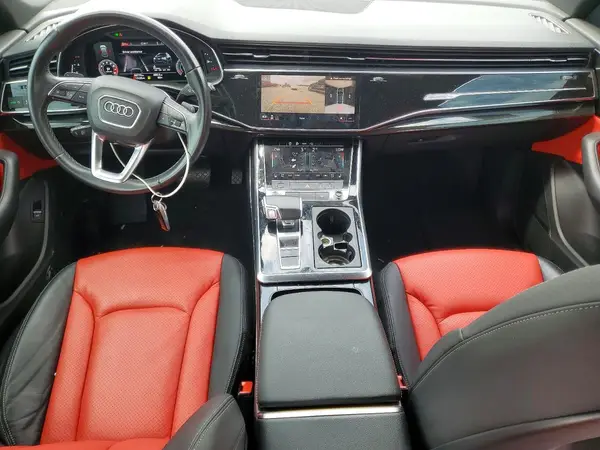 WA1EVAF18MD003637 2021 AUDI Q8 - Image 8